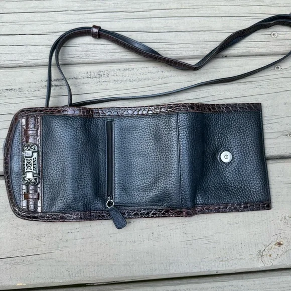 Brighton Black and Brown Leather Crossbody Wallet - Picture 11 of 15